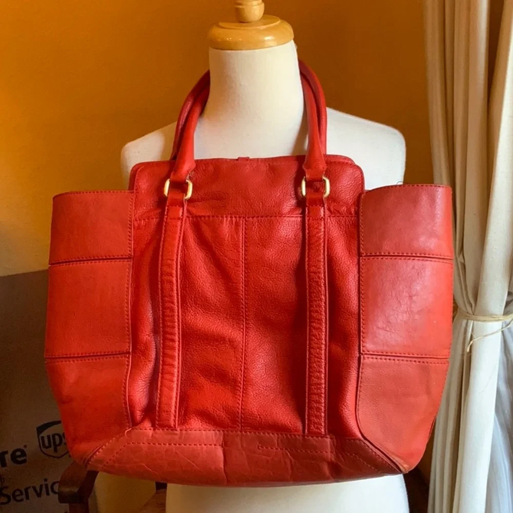 Kelsie Dagger bag